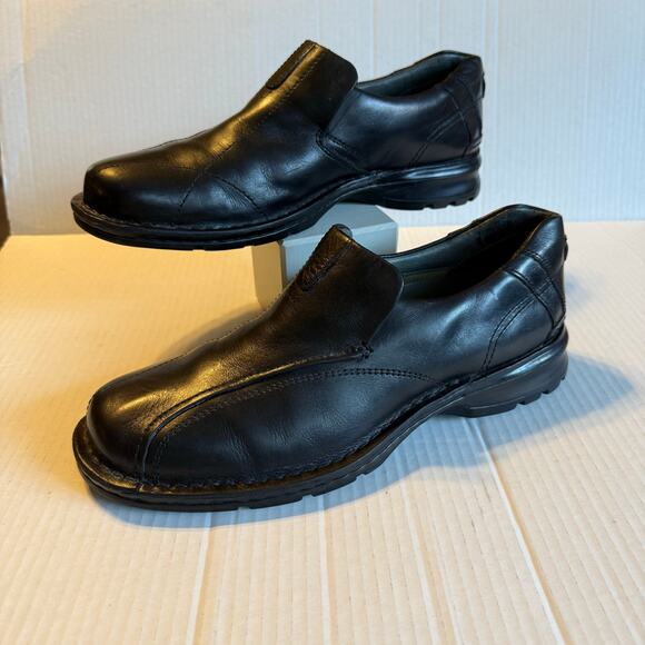 Clarks Black Leather Slip On Comfort Shoes 11M Men’s Casual Work Loafers - Picture 6 of 11